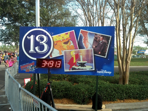 A welcome sign on the half marathon day.